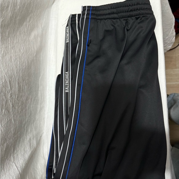 Pants are new with tags - Picture 1 of 4
